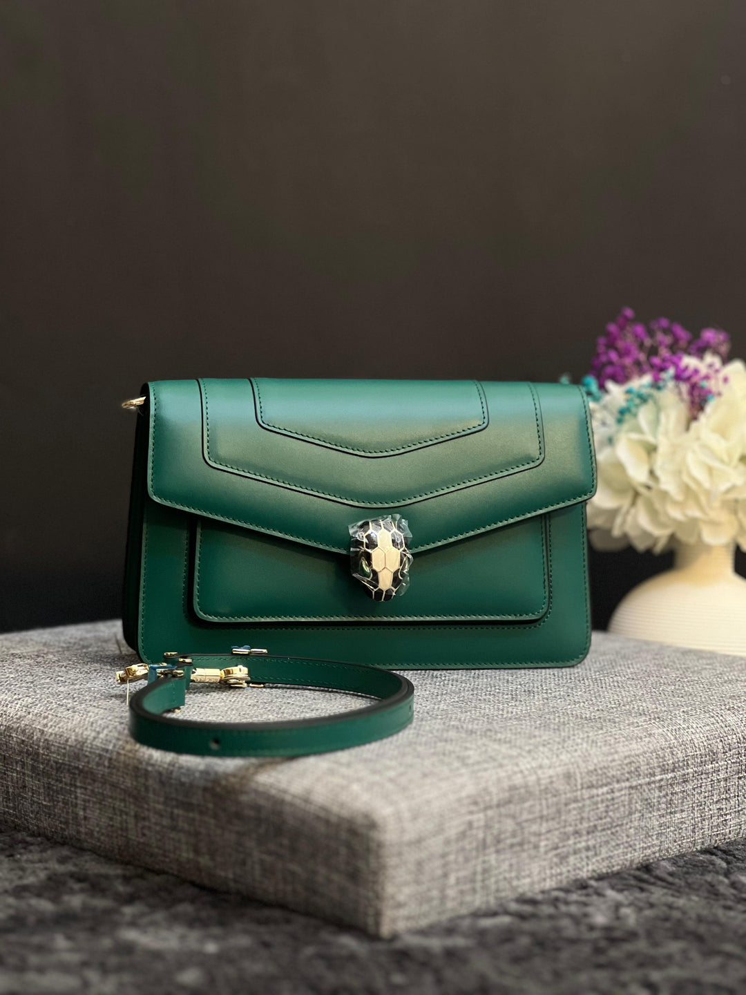 Ladies bvlgari bags Lilly Onlines