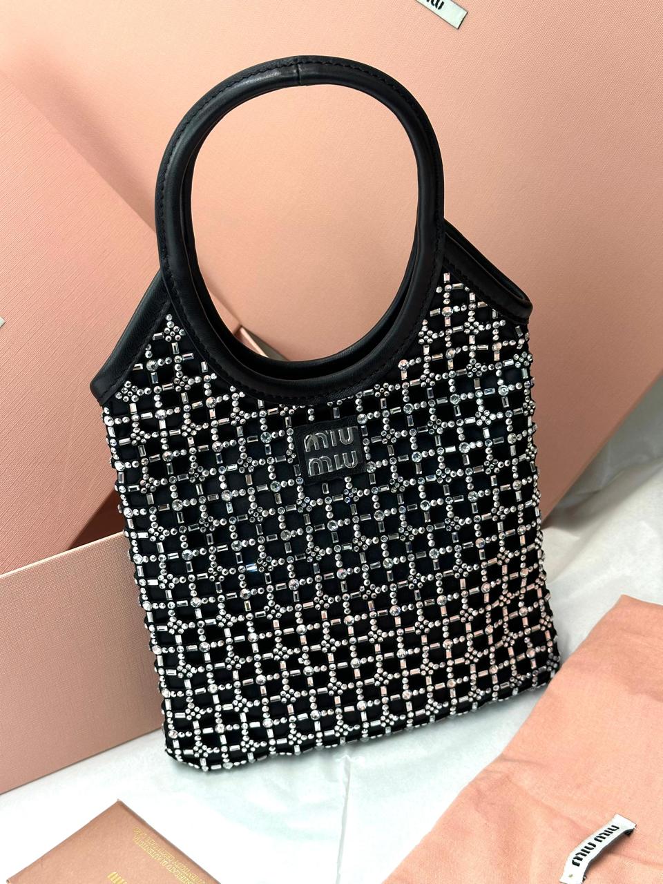 Ladies MIU MIU bags Lilly Onlines