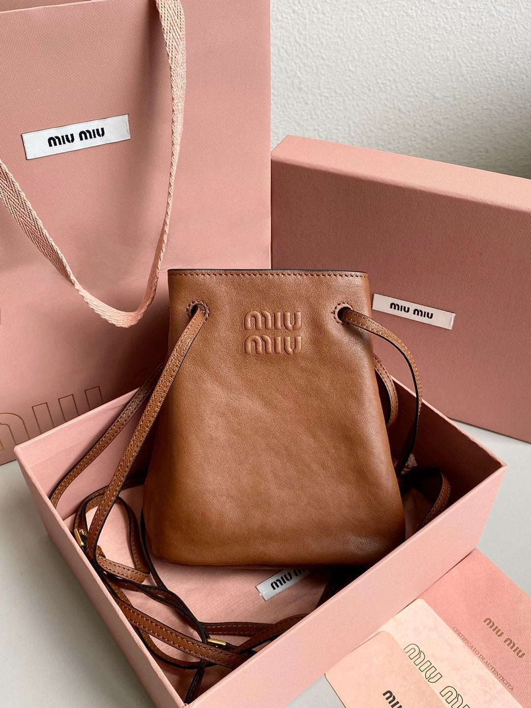 Ladies MIU MIU bags Lilly Onlines