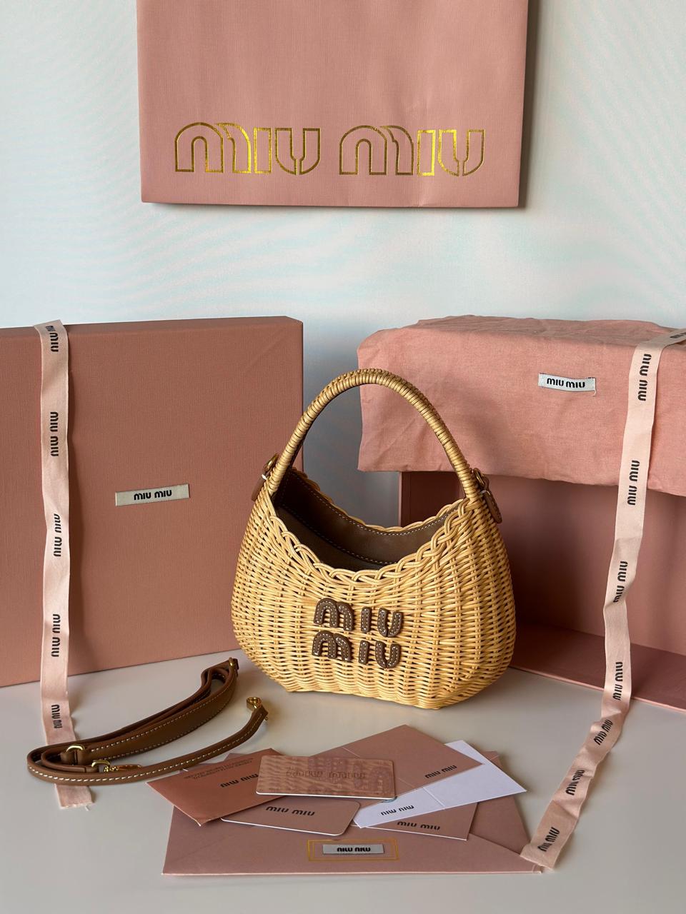 Ladies MIU MIU bags Lilly Onlines