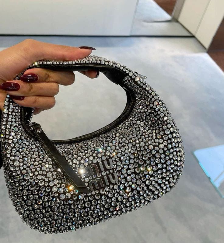 Ladies MIU MIU bags Lilly Onlines