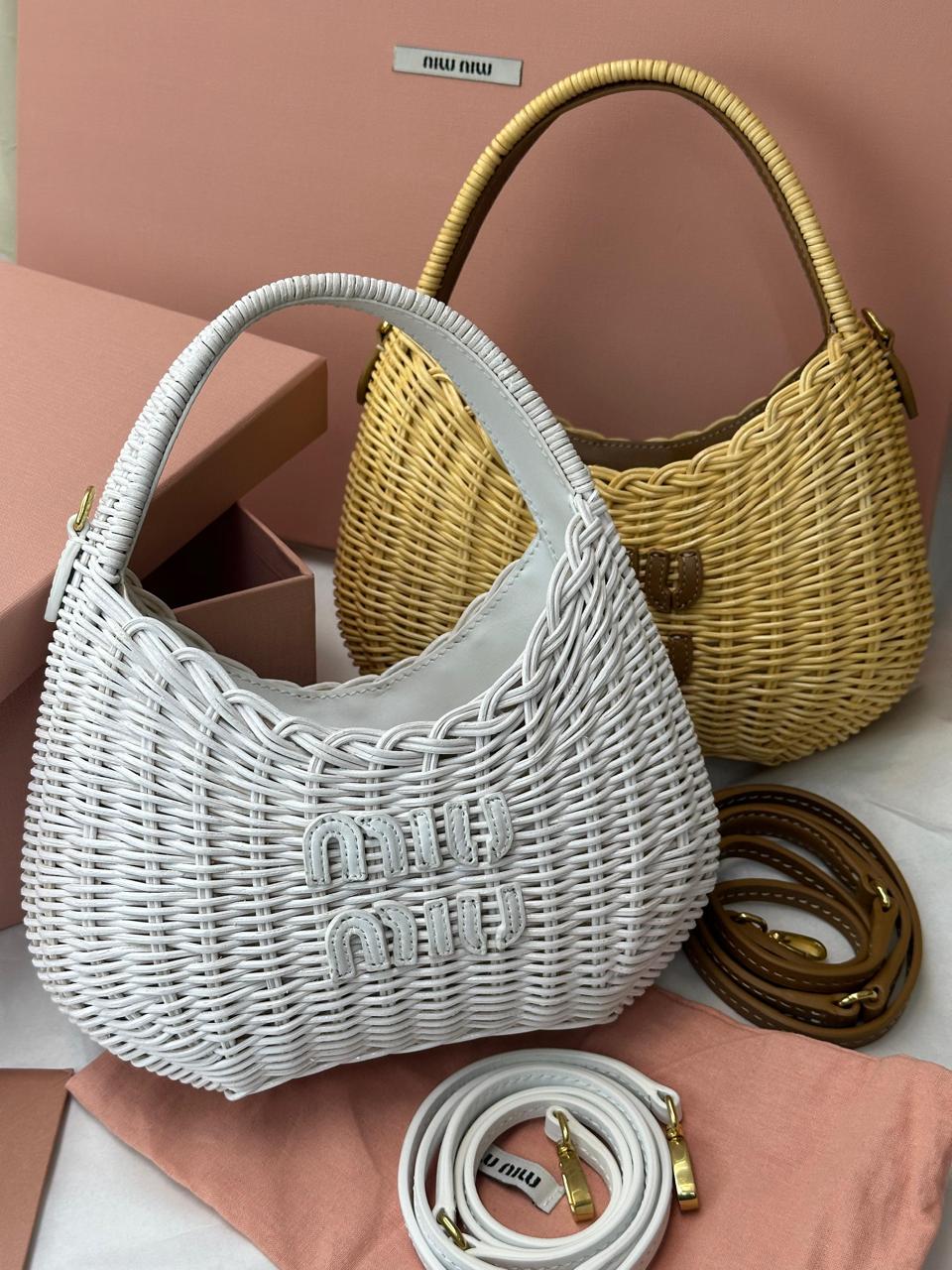 Ladies MIU MIU bags Lilly Onlines