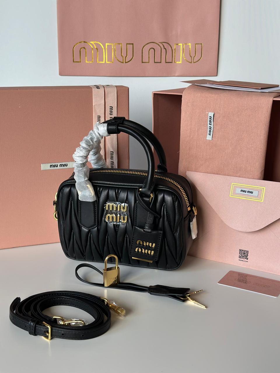 Ladies MIU MIU bags Lilly Onlines