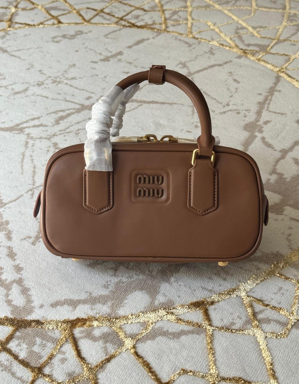 Ladies MIU MIU bags Lilly Onlines