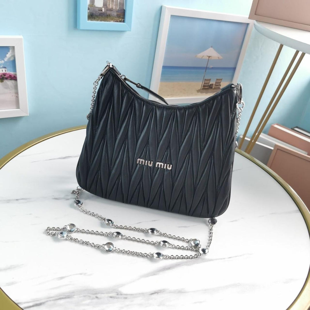 Ladies MIU MIU bags Lilly Onlines