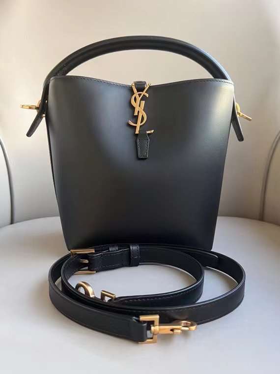 Ladies YSL bags Lilly Onlines