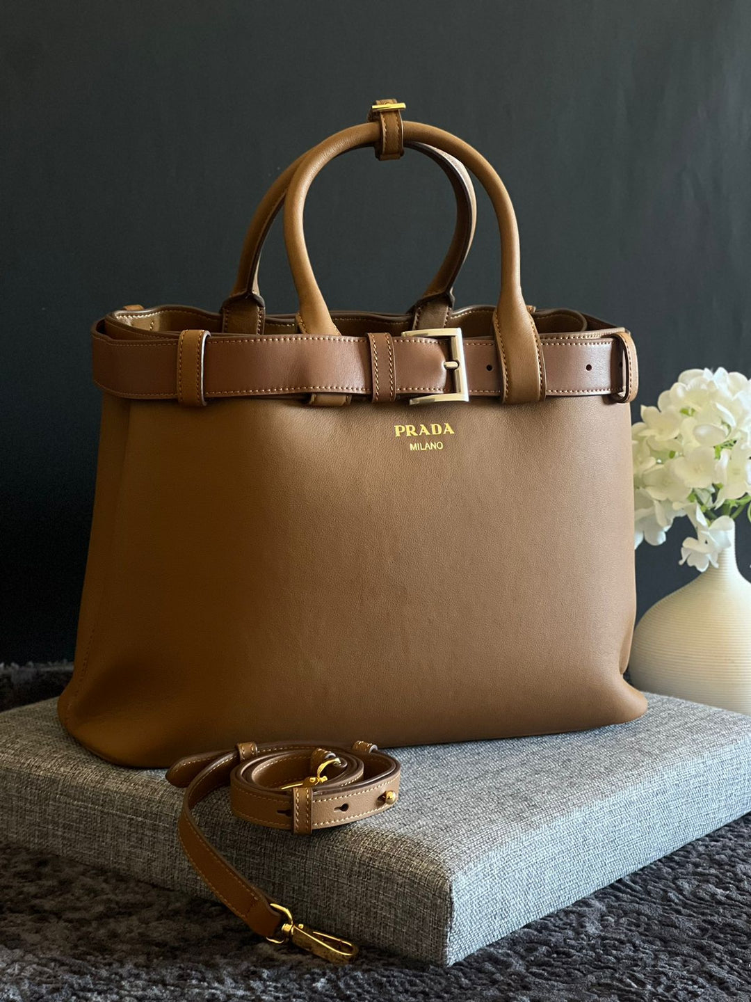 Ladies Prada bags Lilly Onlines