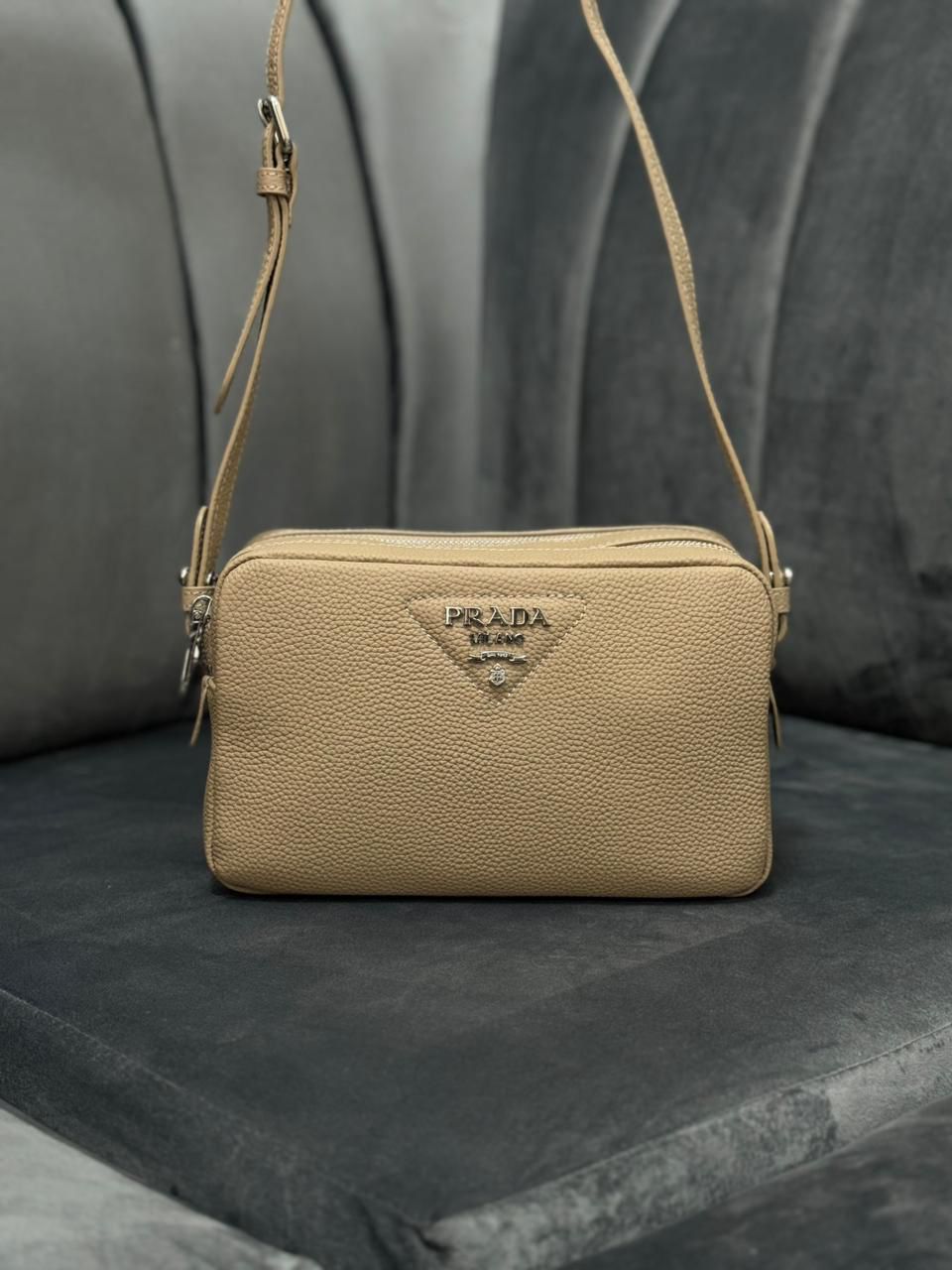 Ladies Prada bags Lilly Onlines