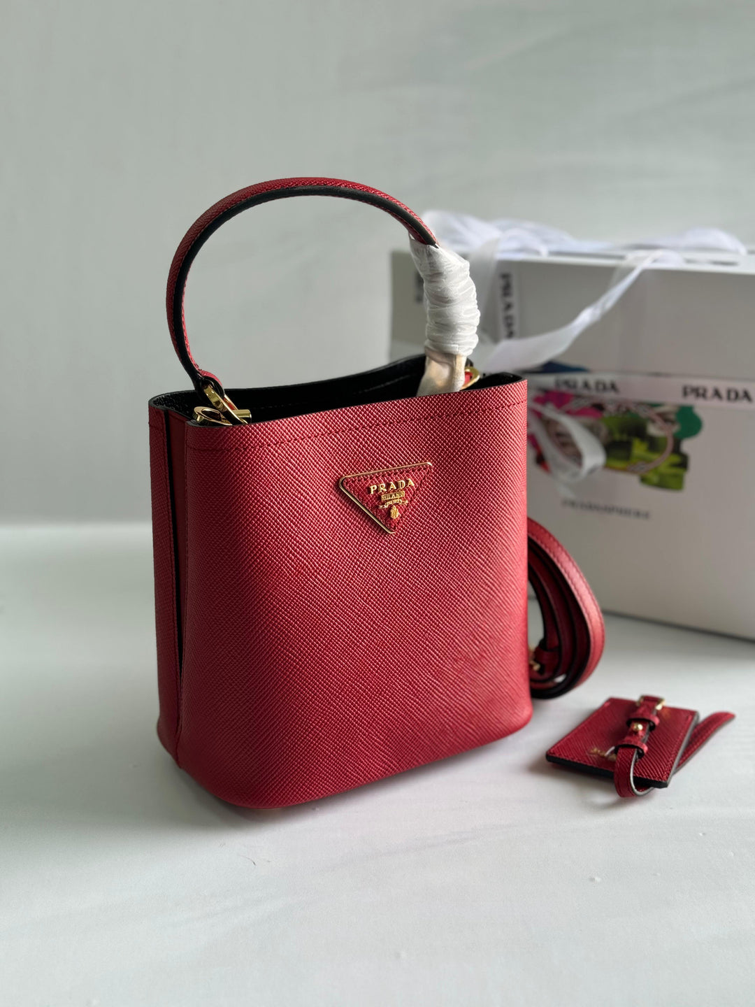 Ladies Prada bags Lilly Onlines