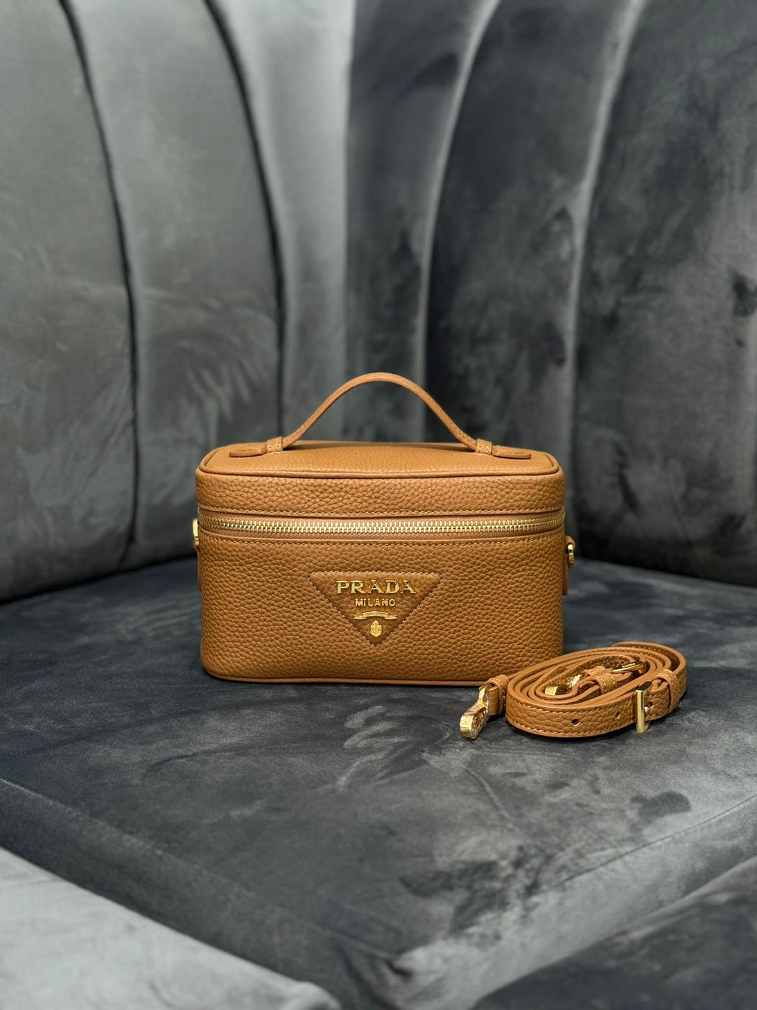 Ladies Prada bags Lilly Onlines