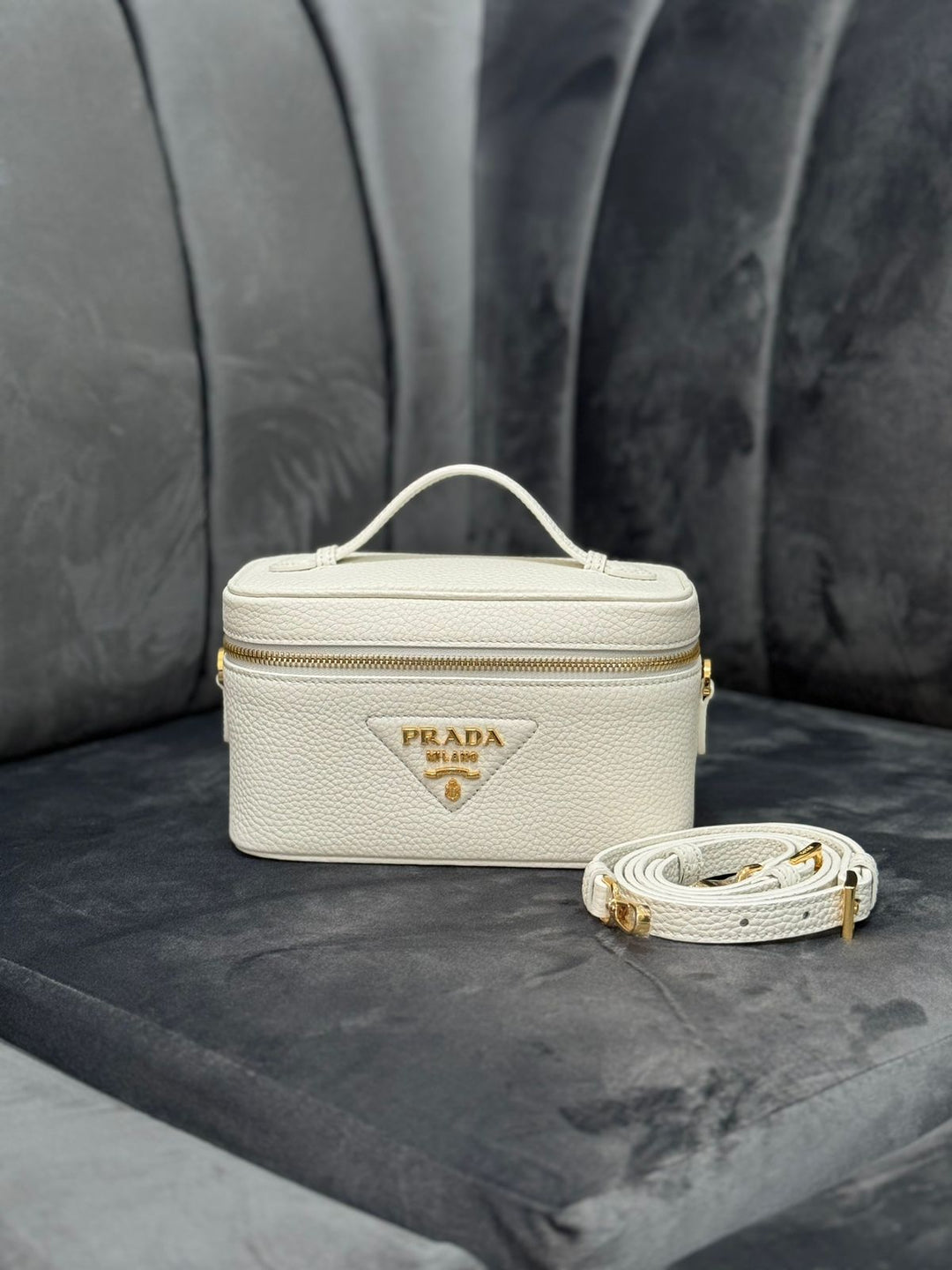 Ladies Prada bags Lilly Onlines