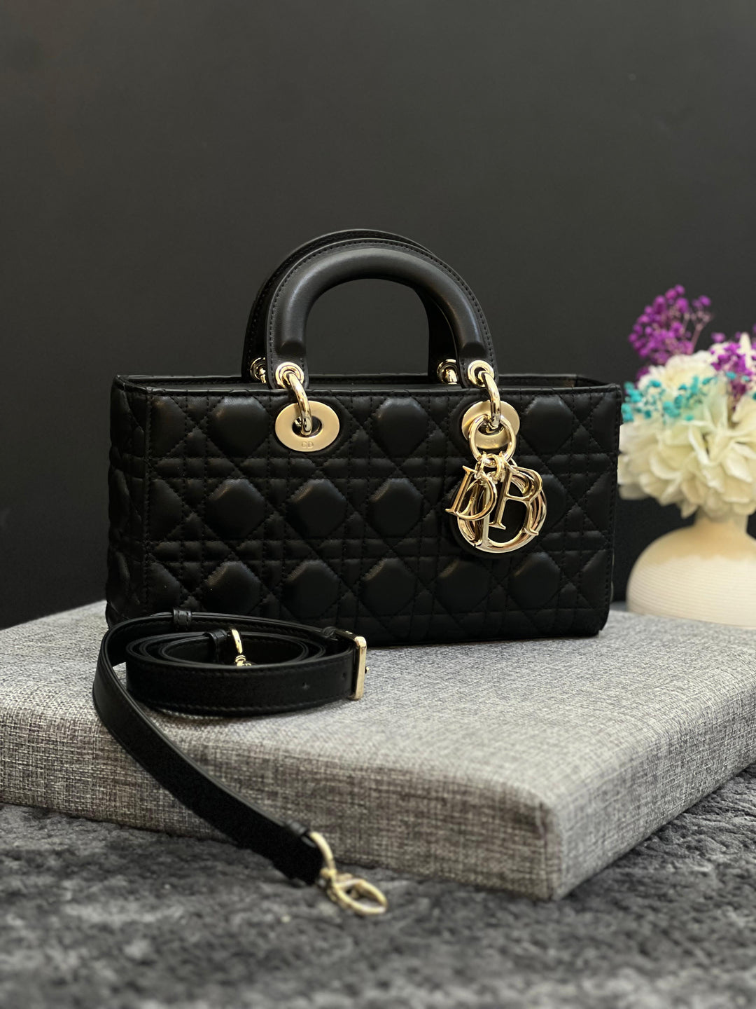 Ladies  Dior bags Lilly Onlines