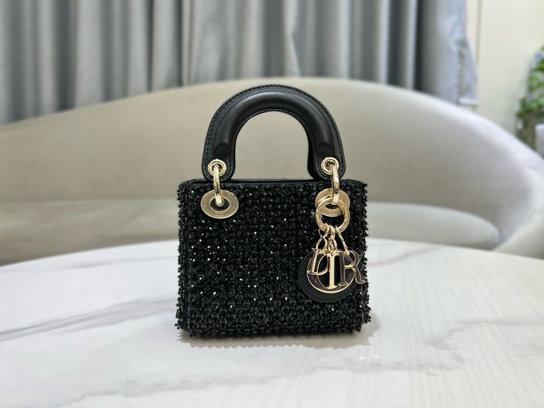 Ladies  Dior bags Lilly Onlines