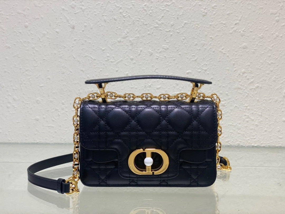 Ladies  Dior bags Lilly Onlines