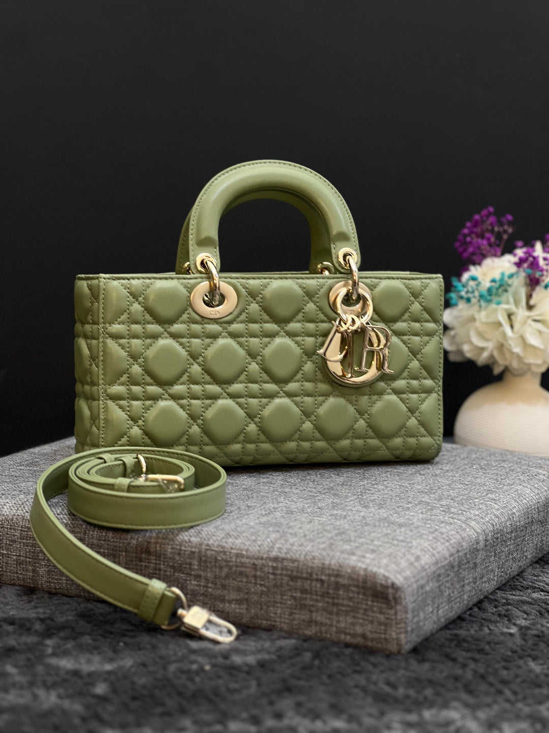 Ladies  Dior bags Lilly Onlines