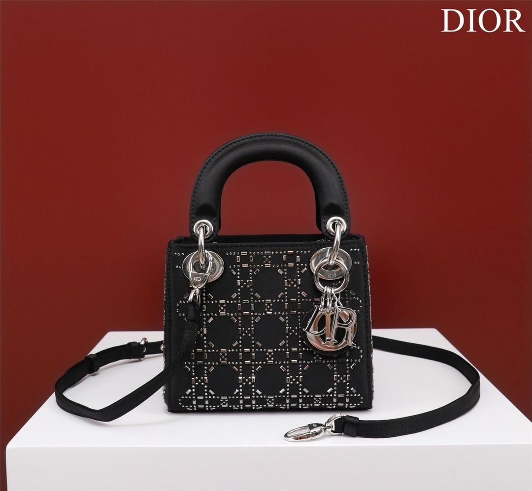 Ladies  Dior bags Lilly Onlines