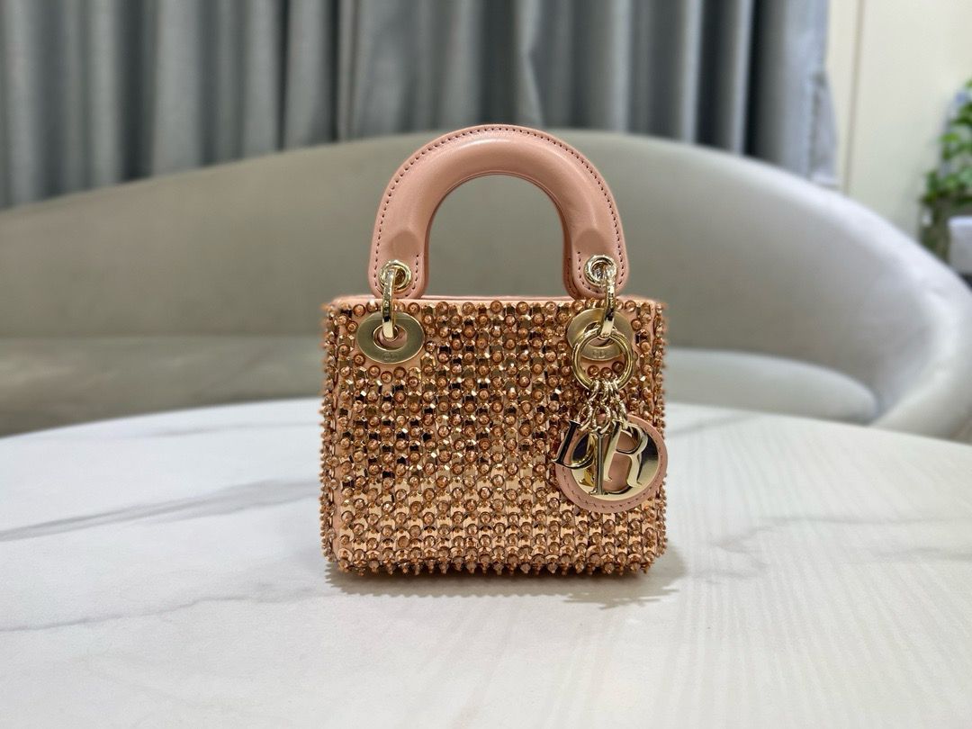Ladies  Dior bags Lilly Onlines