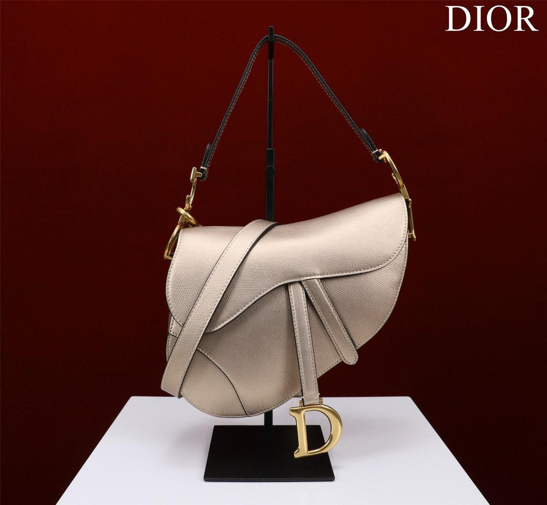 Ladies  Dior bags Lilly Onlines