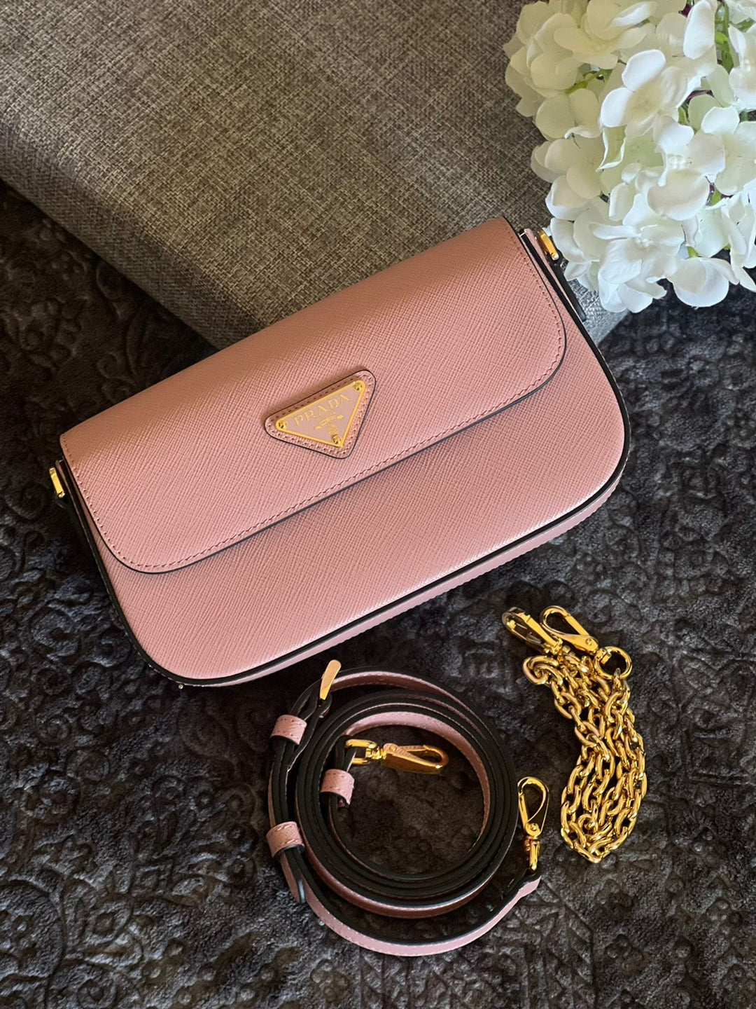 Ladies Prada bags Lilly Onlines