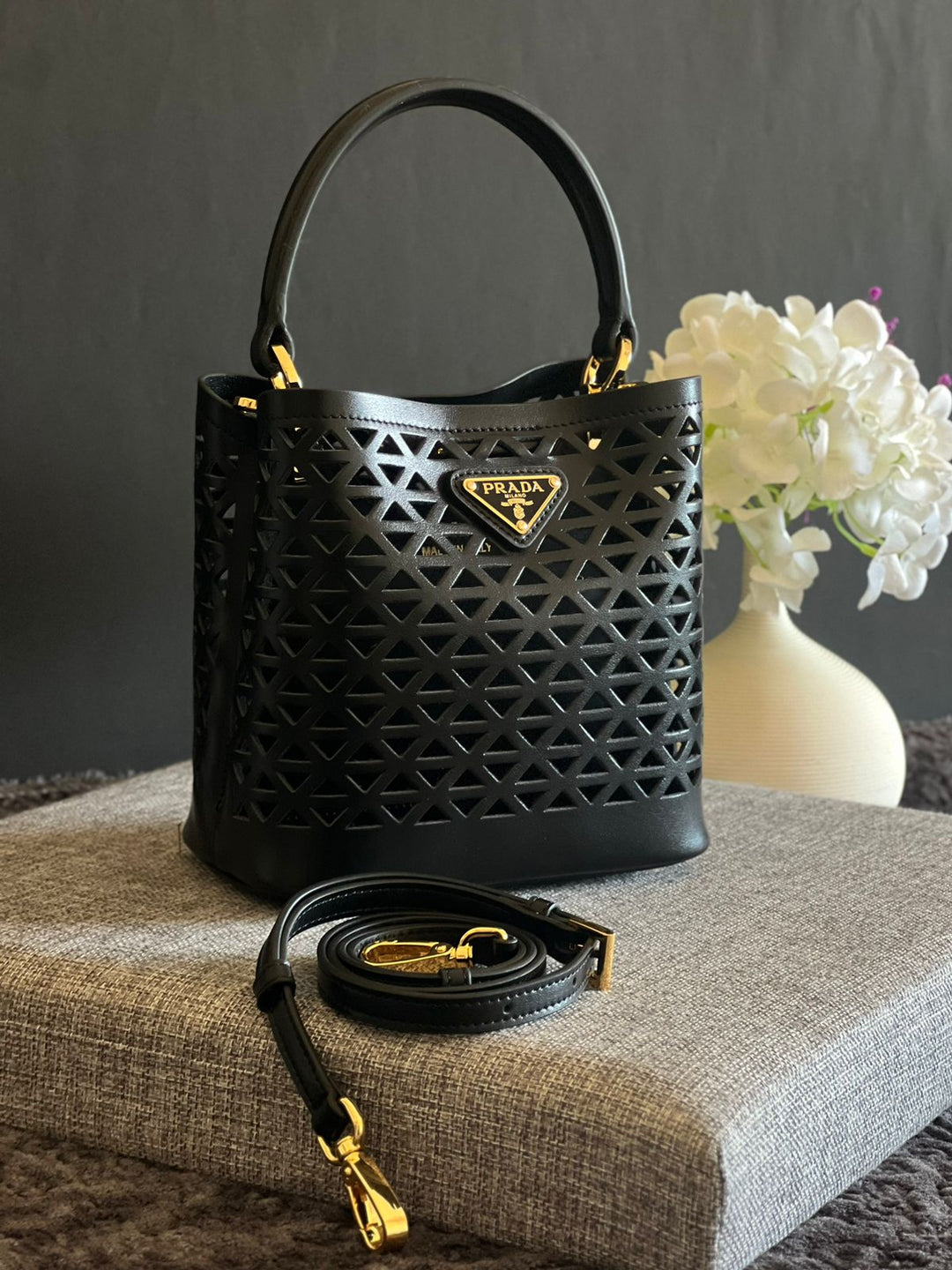 Ladies Prada bags Lilly Onlines