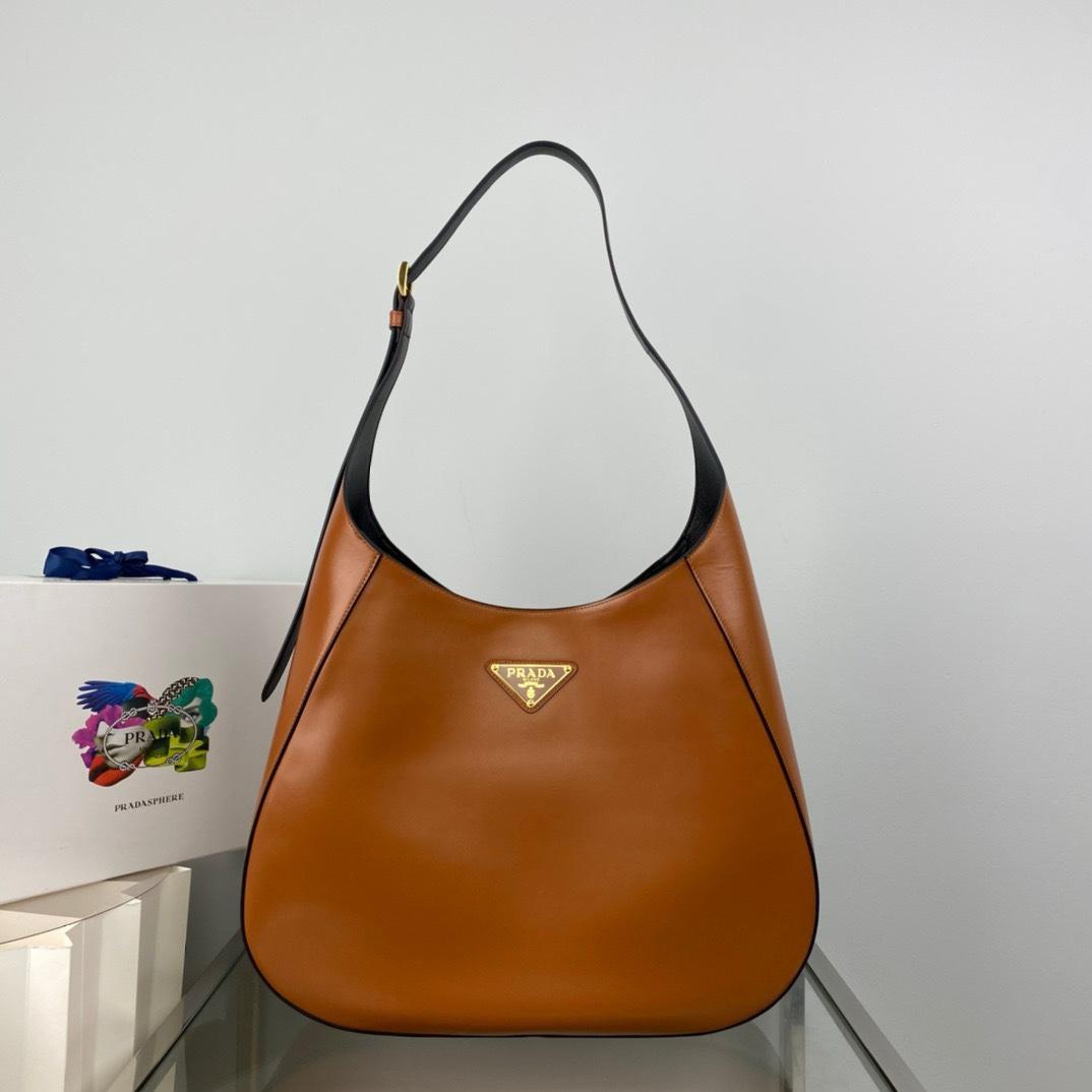 Ladies Prada bags Lilly Onlines