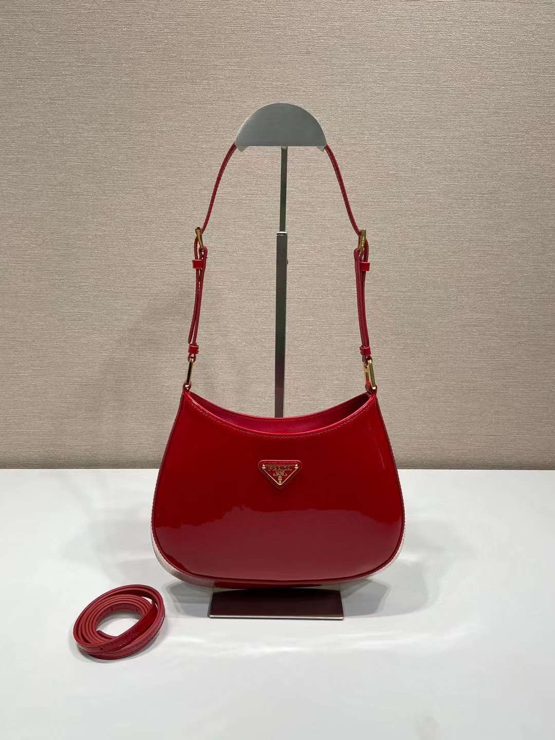 Ladies Prada bags Lilly Onlines