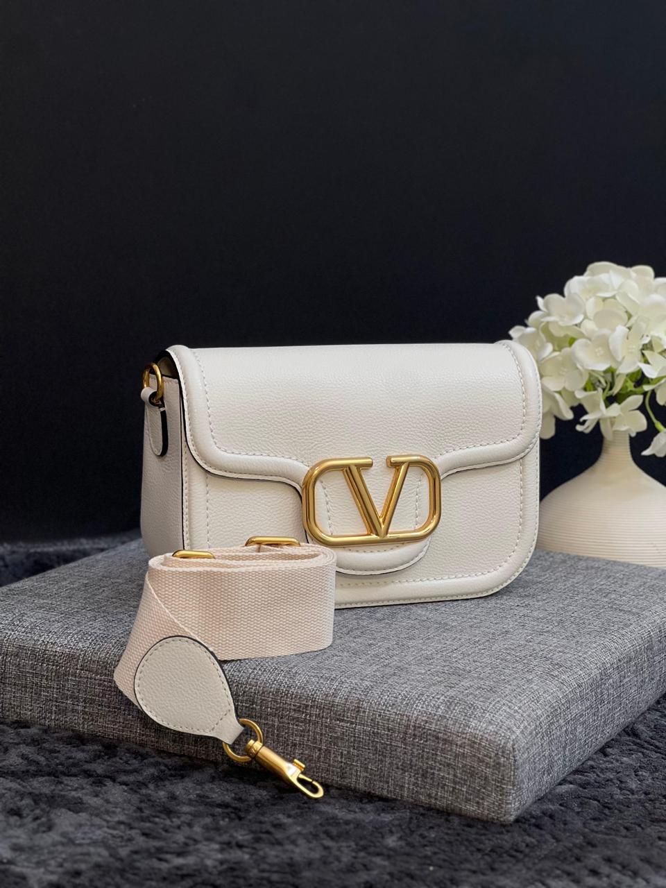 Ladies Valentino bags Lilly Onlines