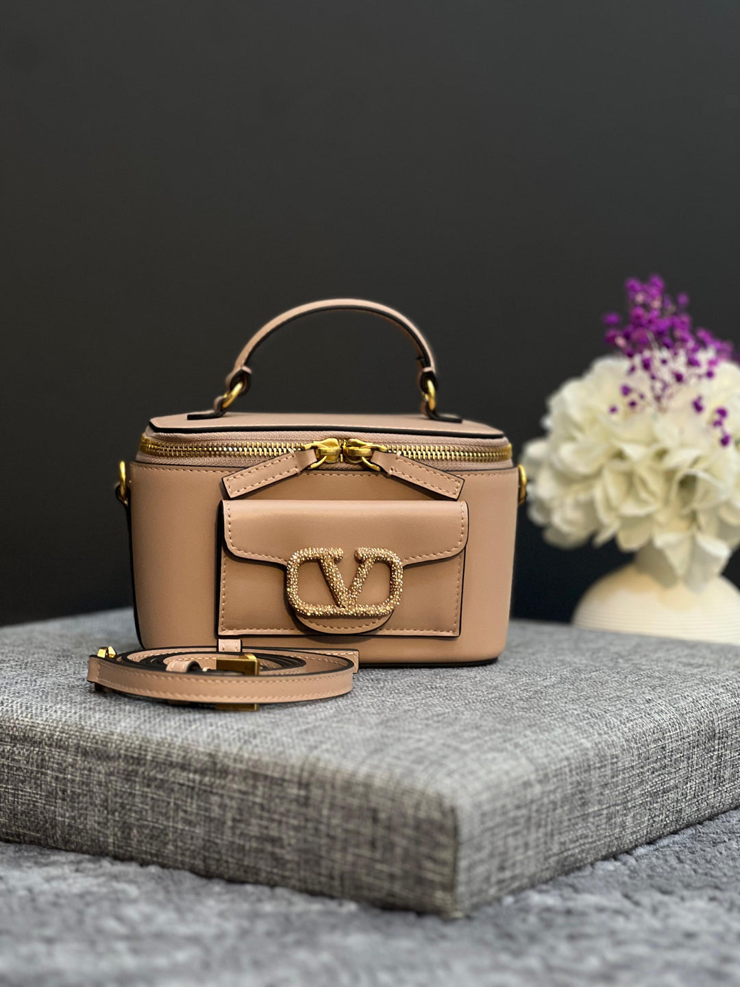 Ladies Valentino bags Lilly Onlines