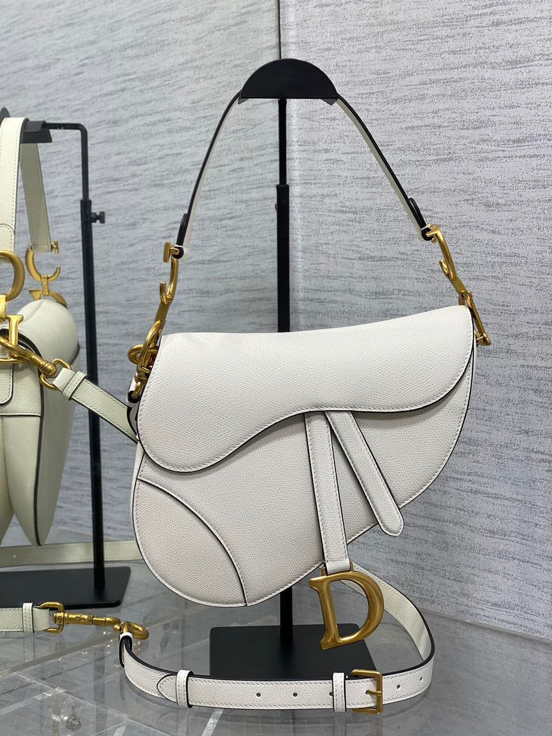 Ladies  Dior bags Lilly Onlines