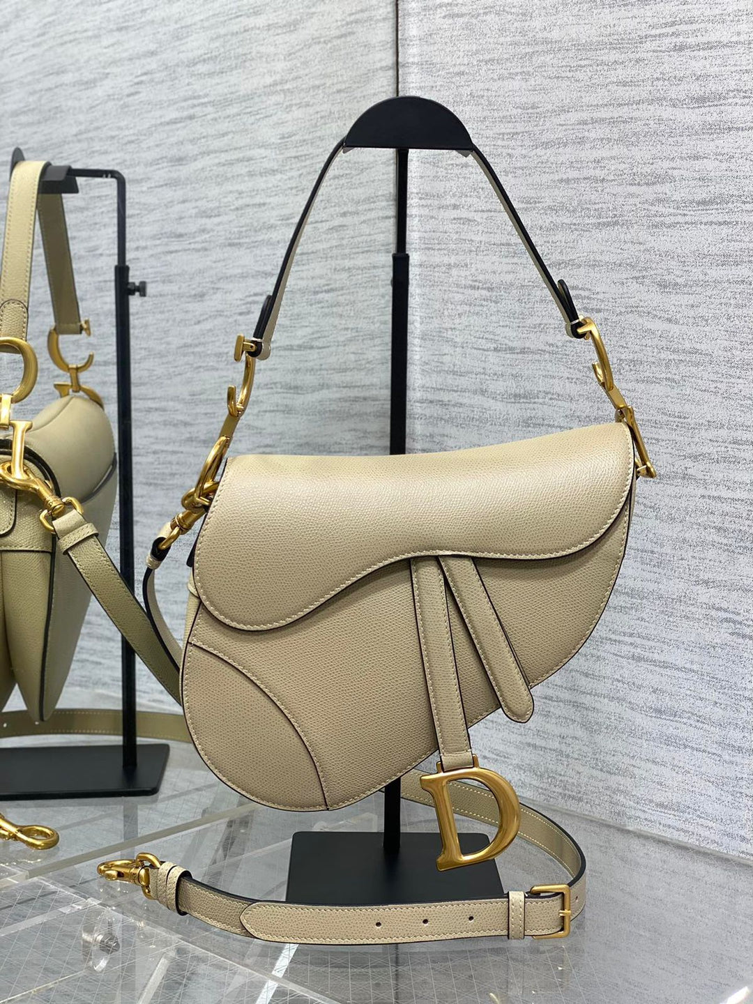 Ladies  Dior bags Lilly Onlines