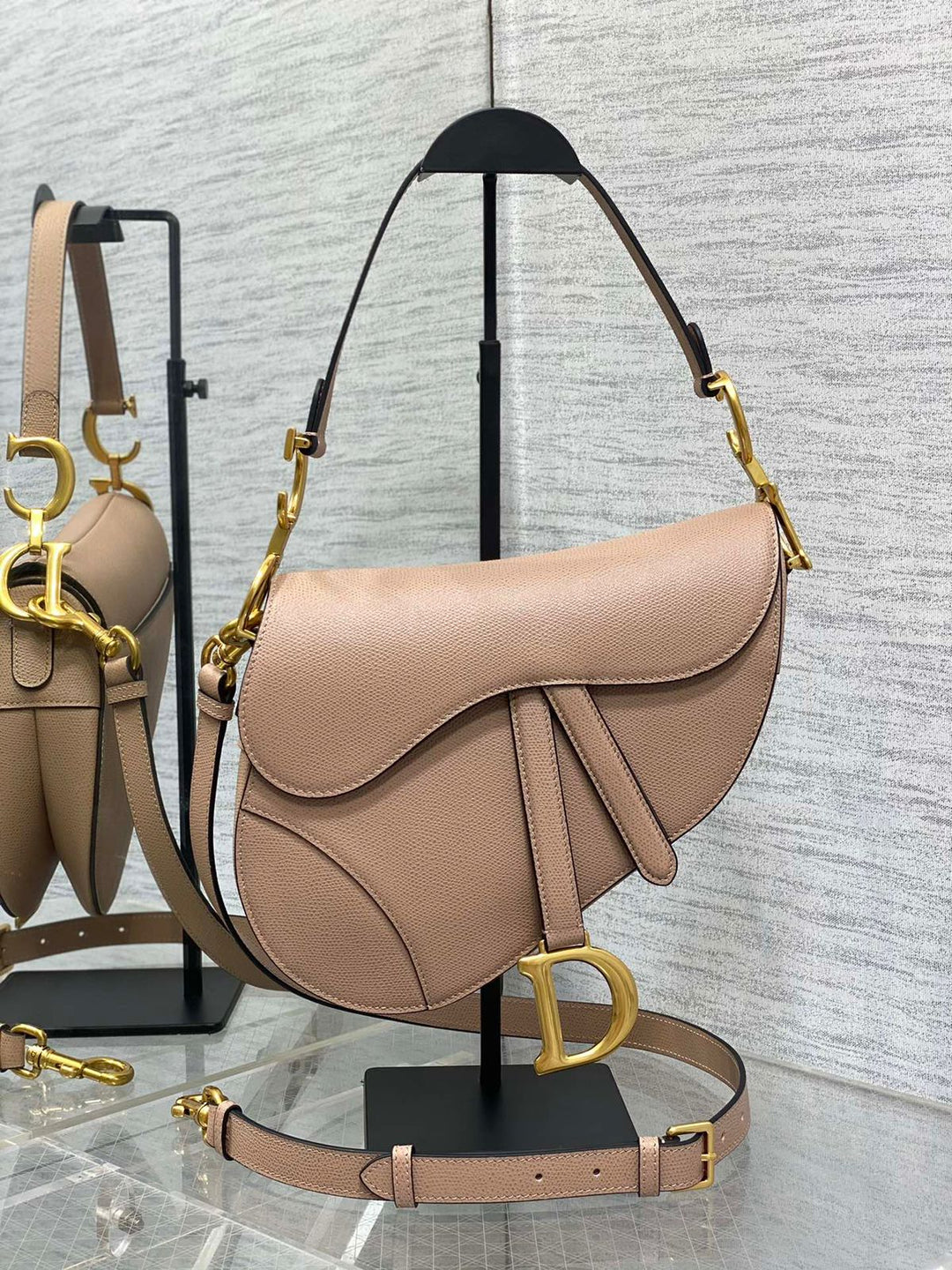 Ladies  Dior bags Lilly Onlines