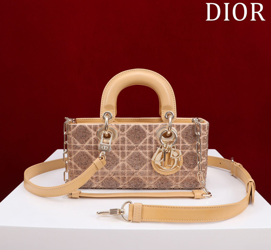 Ladies  Dior bags Lilly Onlines