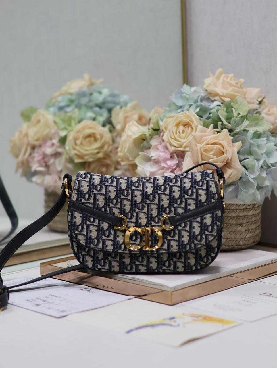 Ladies  Dior bags Lilly Onlines