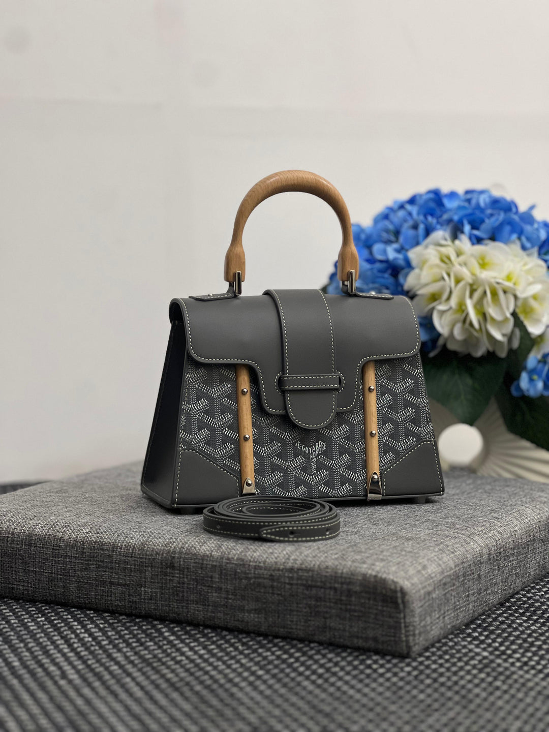 Ladies goyard bags Lilly Onlines