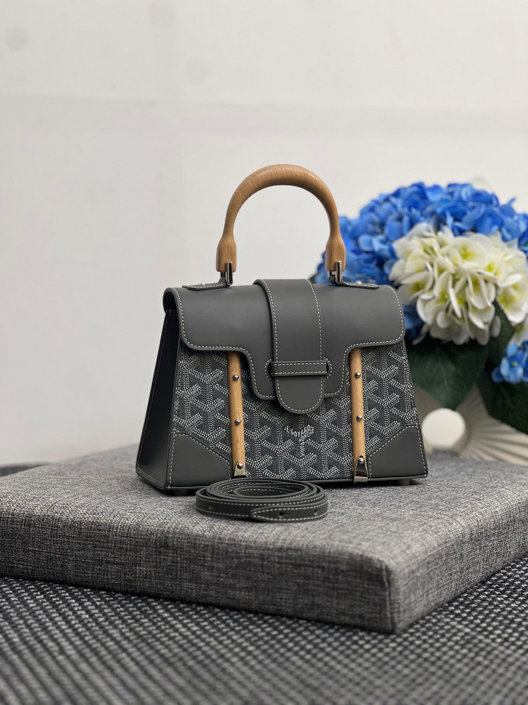 Ladies goyard bags Lilly Onlines