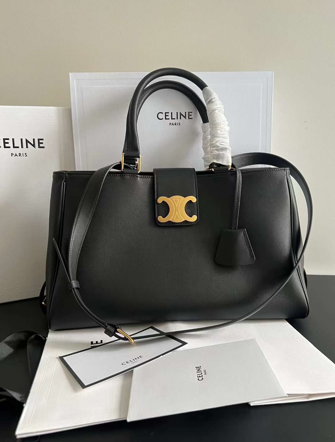 Ladies Celine bags Lilly Onlines