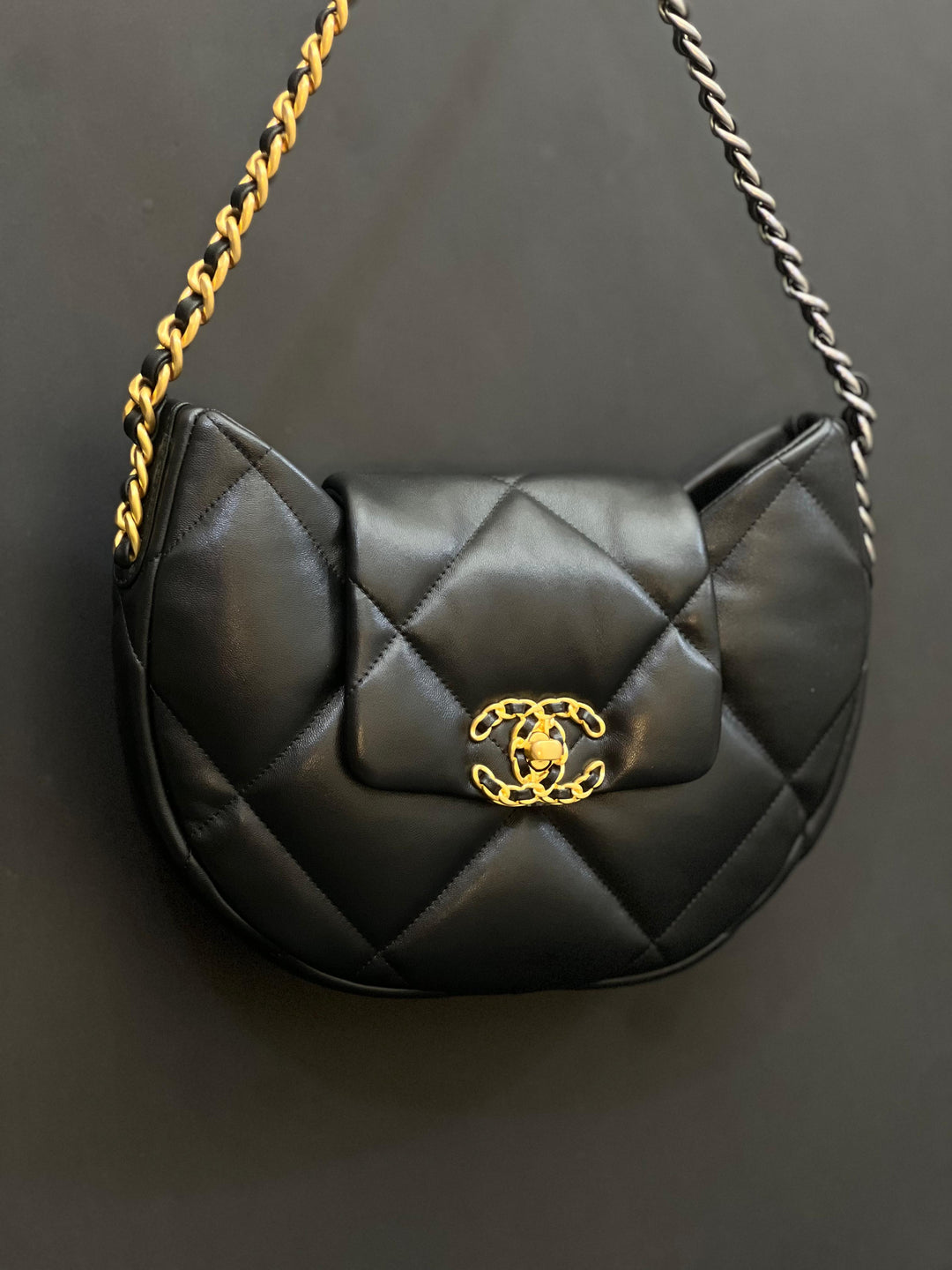Ladies Chanel bags Lilly Onlines