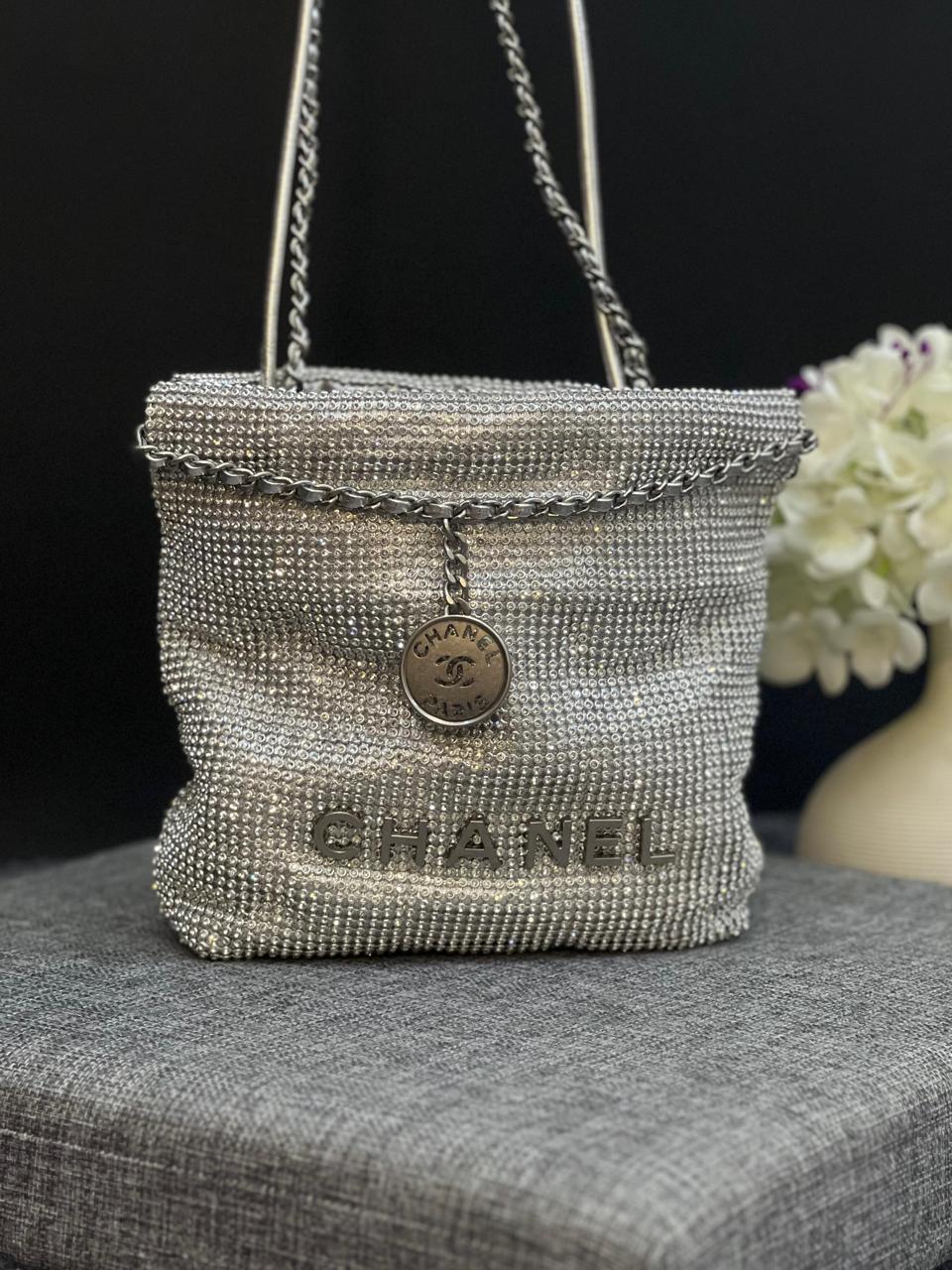 Ladies Chanel bags Lilly Onlines