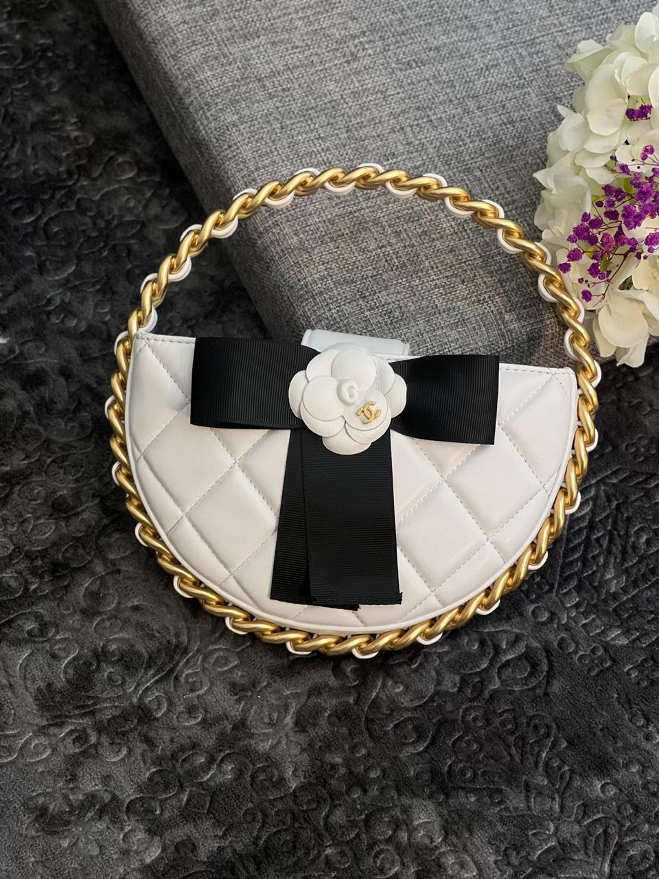 Ladies Chanel bags Lilly Onlines