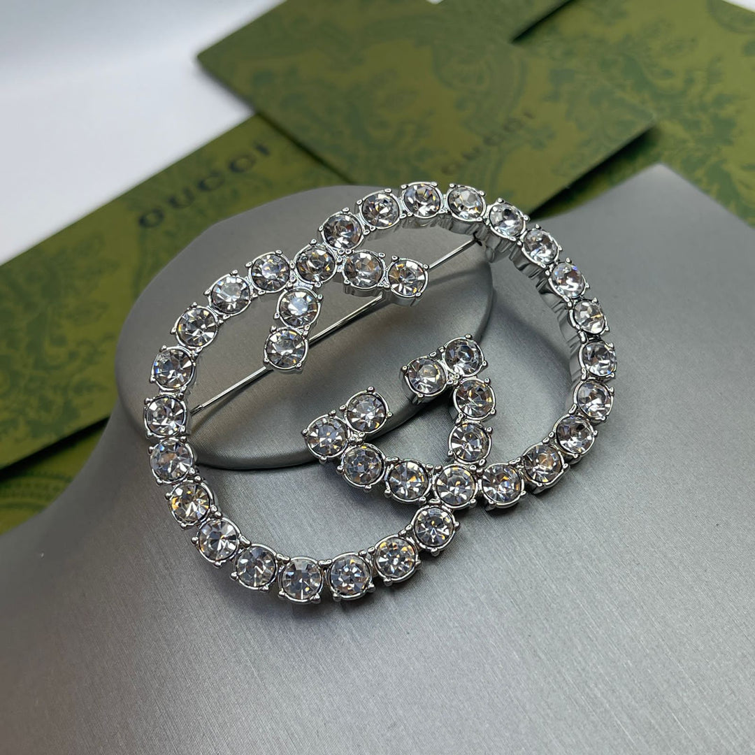Ladies bracelets & brooches Lilly Onlines