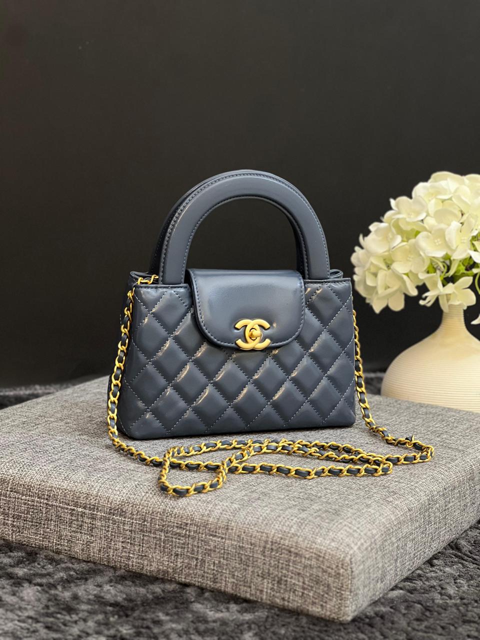 Ladies Chanel bags Lilly Onlines