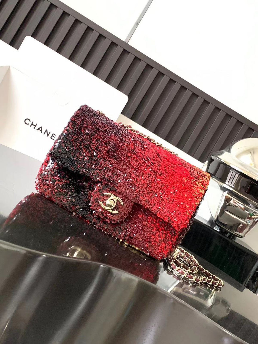 Ladies Chanel bags Lilly Onlines