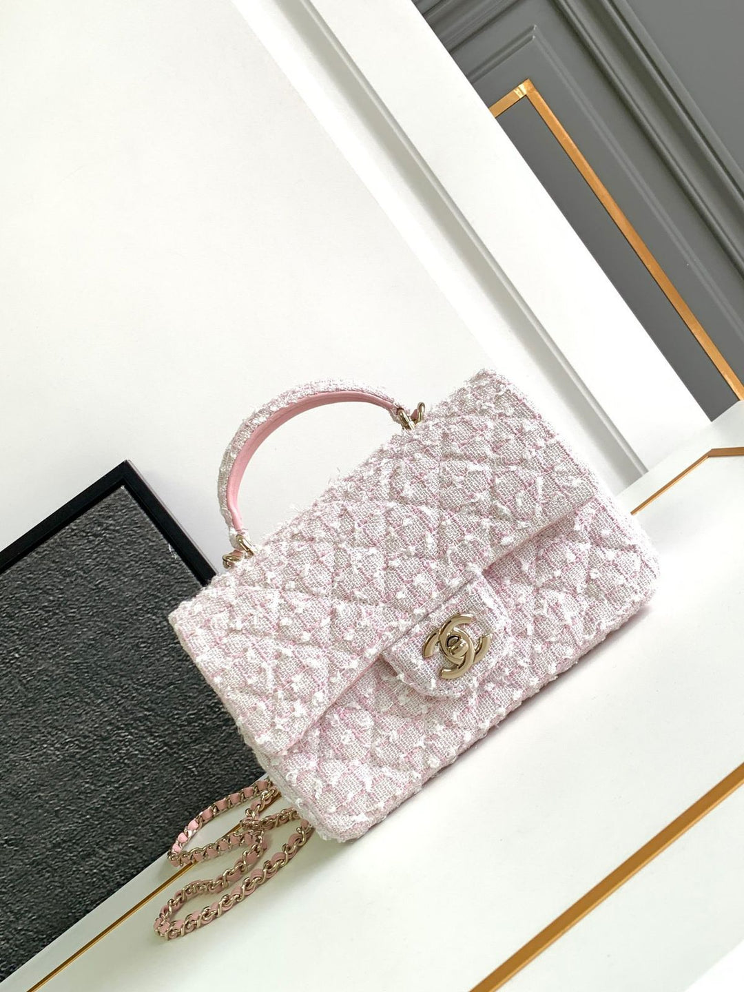 Ladies Chanel bags Lilly Onlines