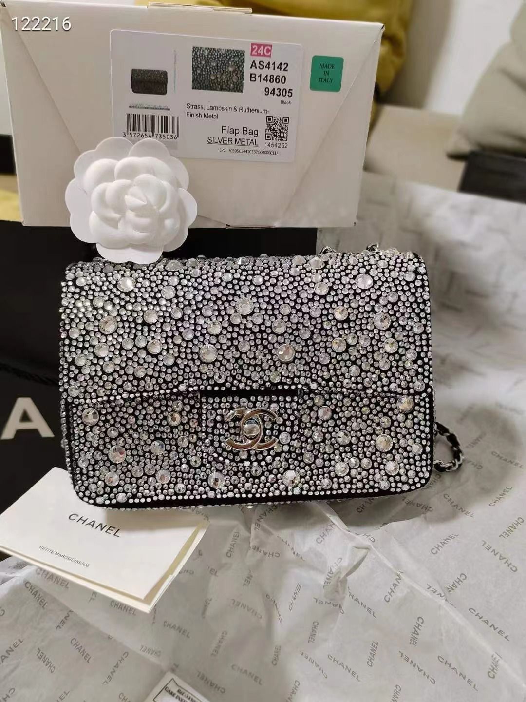 Ladies Chanel bags Lilly Onlines
