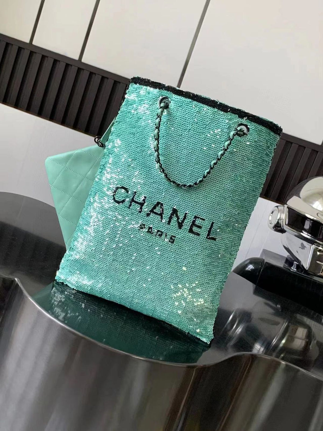 Ladies Chanel bags Lilly Onlines