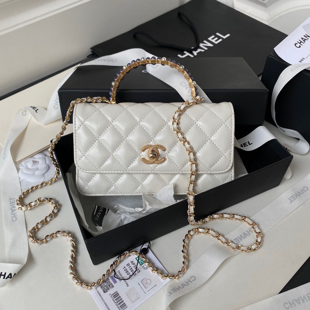 Ladies Chanel bags Lilly Onlines