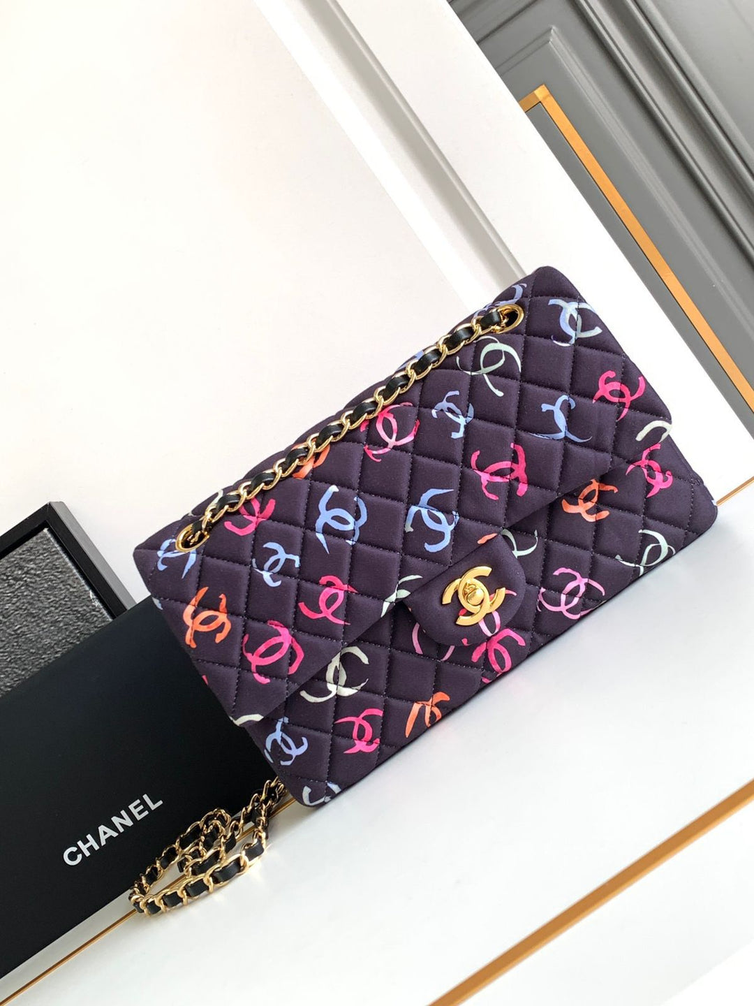 Ladies Chanel bags Lilly Onlines