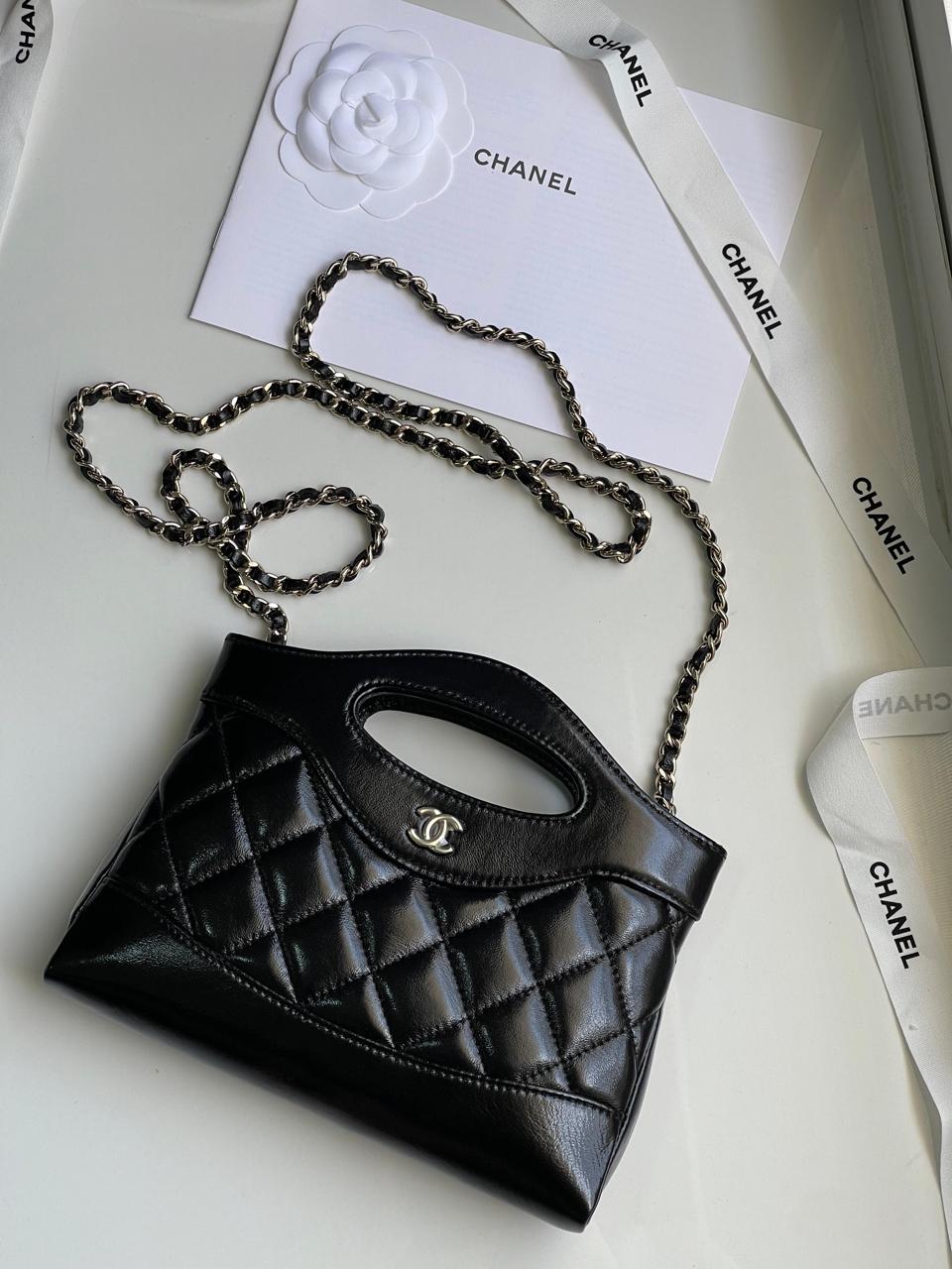 Ladies Chanel bags Lilly Onlines
