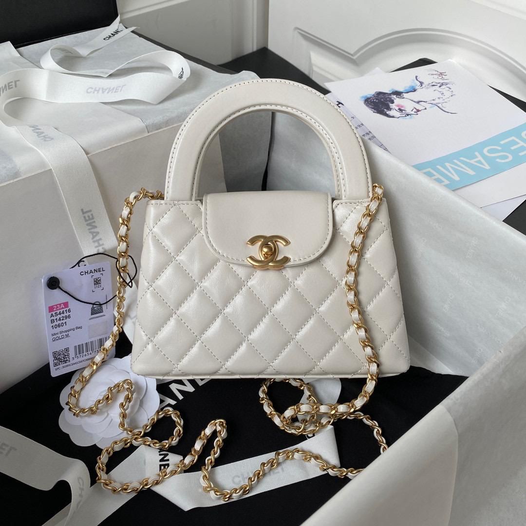 Ladies Chanel bags Lilly Onlines