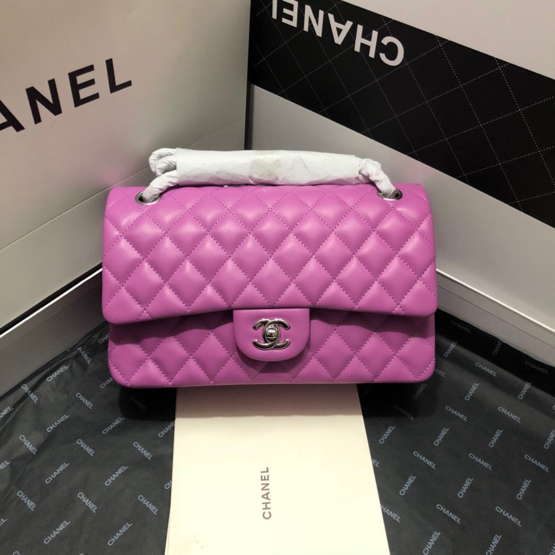 Ladies Chanel bags Lilly Onlines